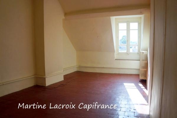 Dpt Sarthe (72), à vendre LA FERTE BERNARD maison P6 de 185 m² - Terrain de 275,00 m²