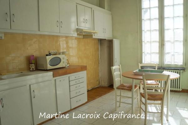 Dpt Sarthe (72), à vendre LA FERTE BERNARD maison P6 de 185 m² - Terrain de 275,00 m²