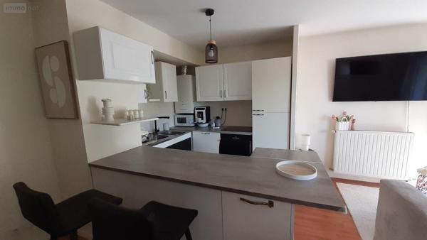 Appartement à louer à Vitré en Ille-et-Vilaine (35500), ref : 131/2634   
BEAUVAIS