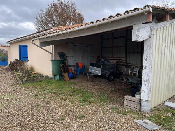 Vente / Pavillon à Confolens (16500)