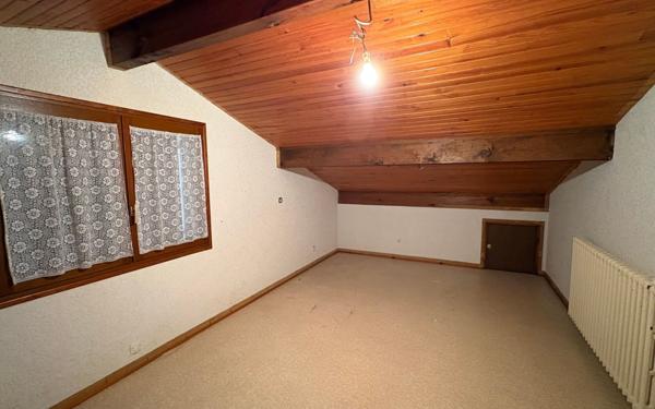 Maison à vendre    5 pièces •  Soustons