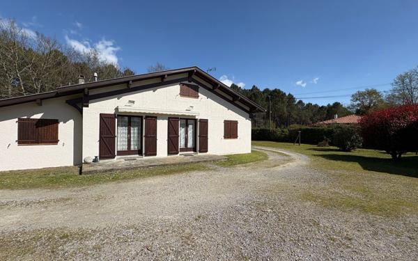 Maison à vendre    5 pièces •  Soustons