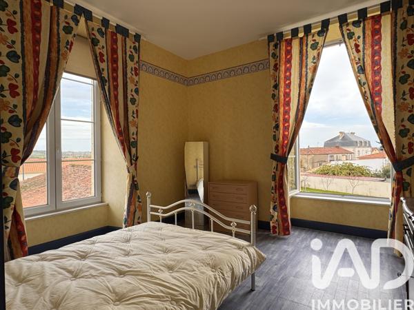 Maison à vendre 9 pièces 270 m² La Châtaigneraie
