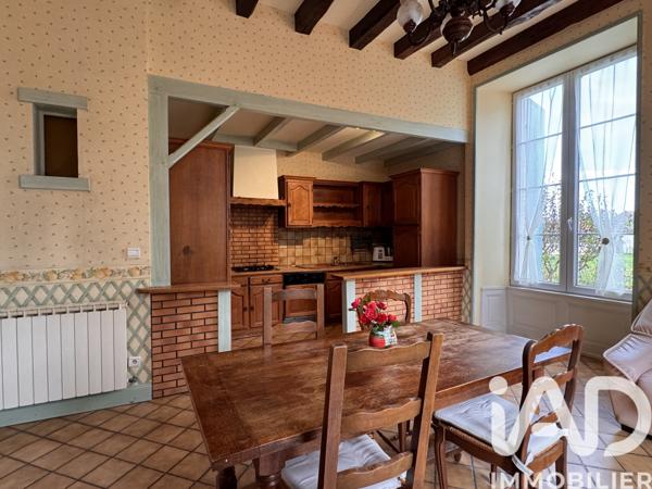 Maison à vendre 9 pièces 270 m² La Châtaigneraie