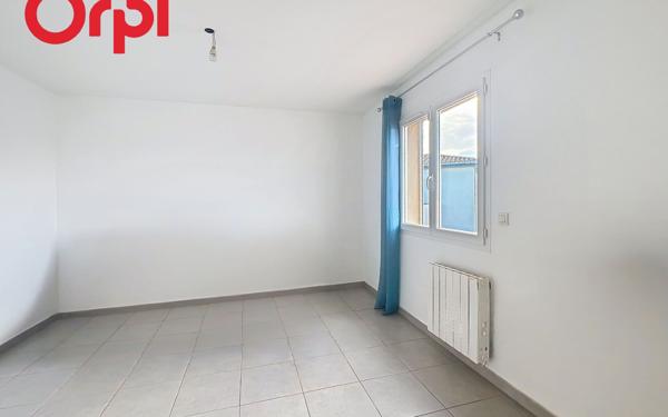 Maison à vendre    5 pièces •  Pia