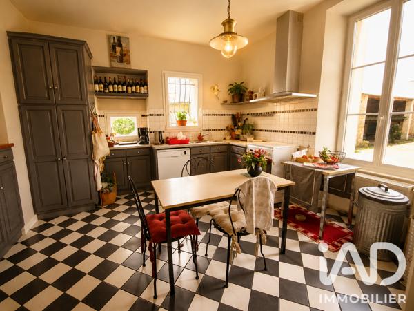 Maison à vendre 8 pièces 200 m² Échiré