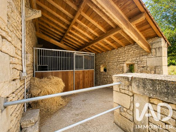 Maison à vendre 8 pièces 200 m² Échiré