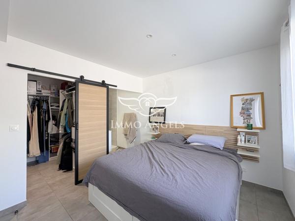 MAISON DE 141 M² AVEC PISCINE SUR UNE PARCELLE DE 376 M²
