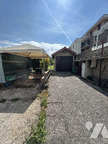 Maison avec dépendances