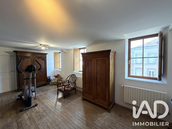 Maison à vendre 9 pièces 302 m² Guéret