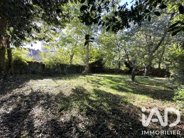 Maison à vendre 9 pièces 302 m² Guéret