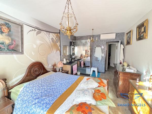 MAISON RÉNOVÉE DE PLAIN-PIED AVEC PLAGE ET COMMERCE À PIED