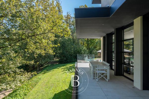 Charbonnières-les-Bains, Maison 5 Chambres -  316 m² à vendre