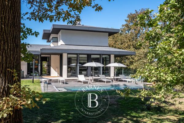 Charbonnières-les-Bains, Maison 5 Chambres -  316 m² à vendre