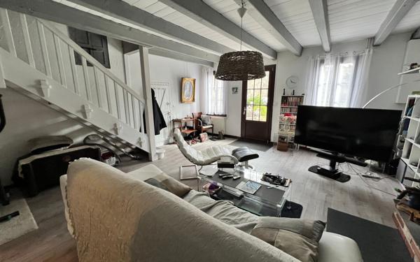 Maison à vendre    5 pièces •  Parentis-en-Born