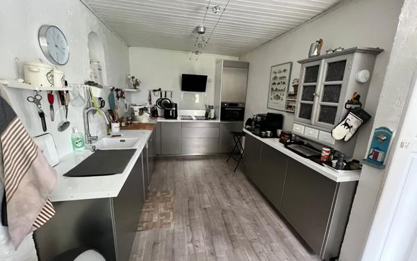 Maison à vendre    5 pièces •  Parentis-en-Born