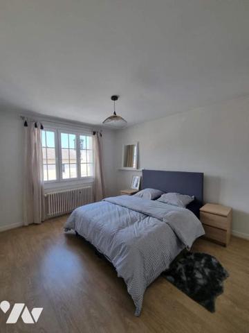 Vente Immeuble à Saint-Genis-Pouilly Centre ville 