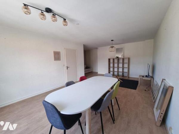 Vente Immeuble à Saint-Genis-Pouilly Centre ville 