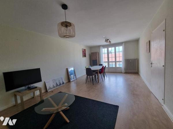 Vente Immeuble à Saint-Genis-Pouilly Centre ville 