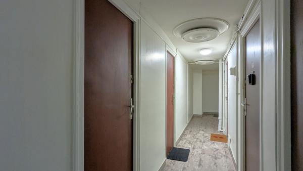 Chambre de service - Hyper Centre de Chambéry