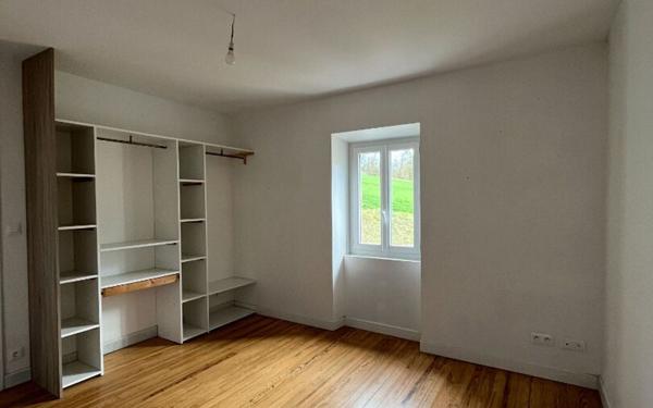 Maison à louer    5 pièces •  Sorbets