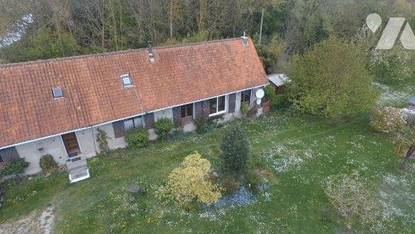 A VENDRE maison individuelle semi plain pied a Bourbourg 
située au coeur de la compagne de Bo...