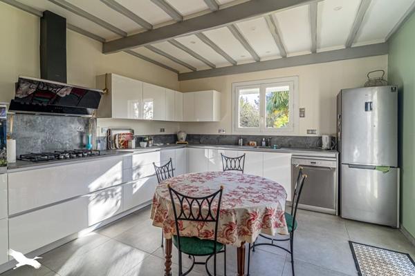 Maison à vendre |  Parempuyre |  5 pièces | 134 m²