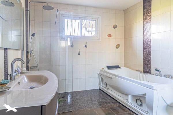 Maison à vendre |  Parempuyre |  5 pièces | 134 m²