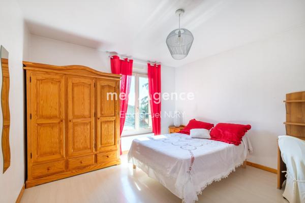 Maison à DARDILLY, 69570 - 7 pièces 194m²