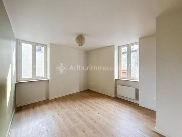 Location                                                      Appartement
                        
                     2 pièces                      36 m2                     à Beaumont