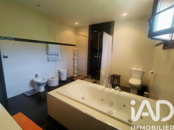 Maison à vendre 7 pièces 236 m² Céret