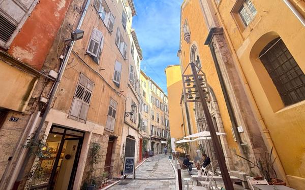 Appartement à vendre    2 pièces • 36 m2 Grasse