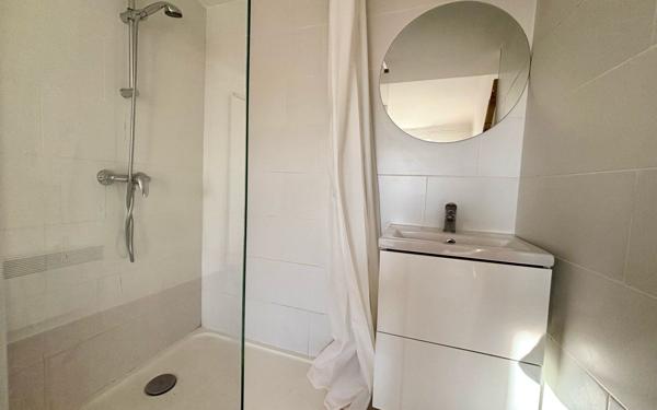 Appartement à vendre    2 pièces • 36 m2 Grasse