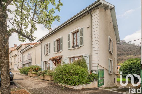 Maison à vendre 6 pièces 214 m² Jarrie