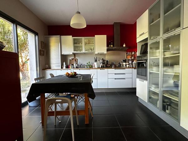 Maison Pipriac 6 pièce(s) 210 m2