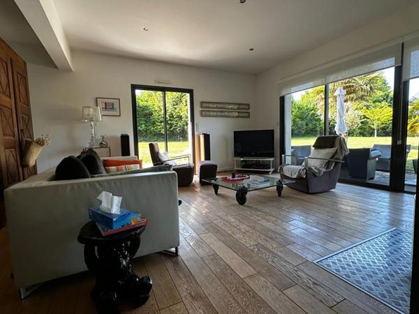 Maison Pipriac 6 pièce(s) 210 m2