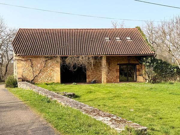 Maison pierre avec grange