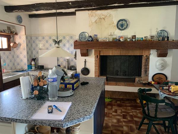 Maison pierre avec grange