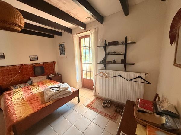 Maison pierre avec grange