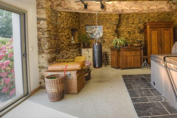 Maison  de caractère, 9 pièces, 218 m2, avec bois