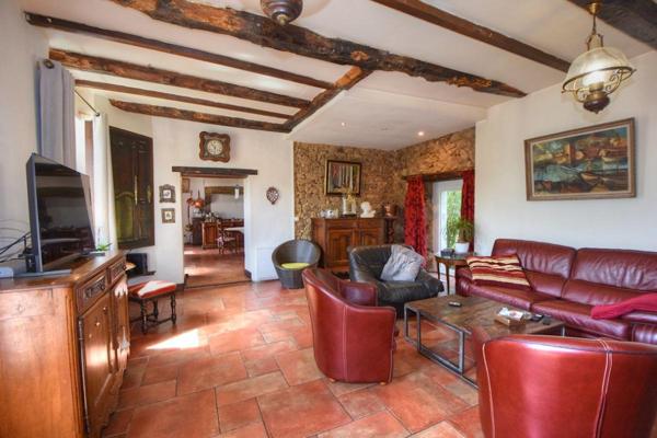 Maison  de caractère, 9 pièces, 218 m2, avec bois