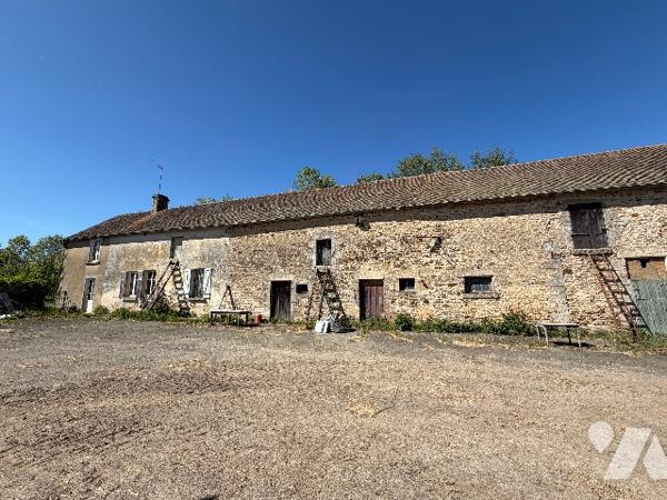 A SAINT NICOLAS DES BOIS - Une longère à rénover