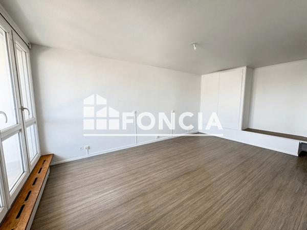 Location Appartement 2 pièces 48.05 m² - 30 Boulevard Saint-Michel Angers 49100