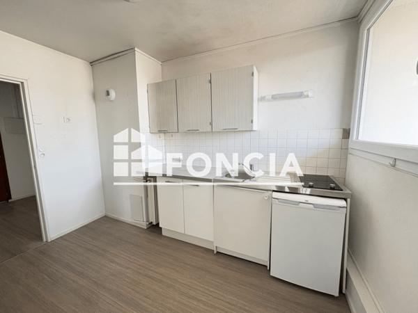 Location Appartement 2 pièces 48.05 m² - 30 Boulevard Saint-Michel Angers 49100