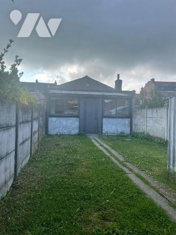 EN EXCLUSIVITE - A VENDRE à BAILLEUL dans le NORD (59) :  IMMEUBLE LIBRE DE TOUTE OCCUPATION PR...