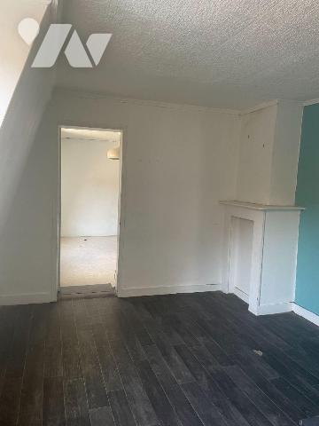 EN EXCLUSIVITE - A VENDRE à BAILLEUL dans le NORD (59) :  IMMEUBLE LIBRE DE TOUTE OCCUPATION PR...