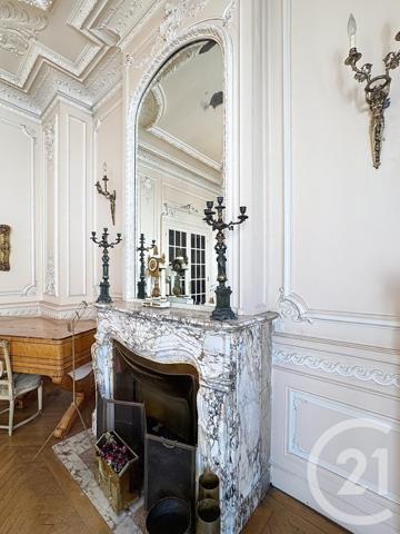 Appartement F6 à vendre  5 pièces - 188,42 m2 LYON - 69007