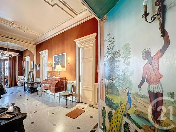 Appartement F6 à vendre  5 pièces - 188,42 m2 LYON - 69007