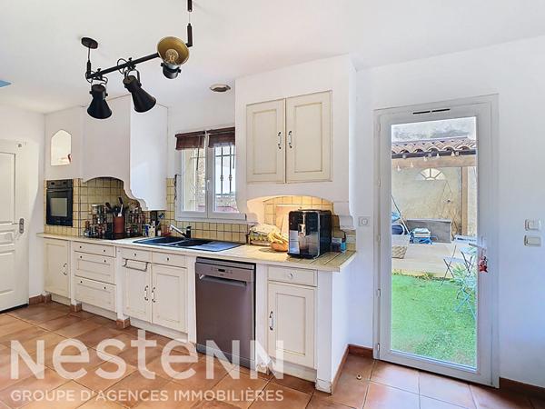 Belle Maison T5 de 109m² avec garage, piscine et jardin dans secteur recherché!!