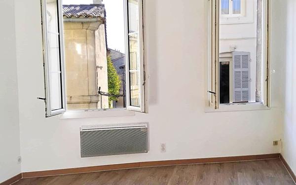 Appartement à vendre    1 pièce • 24 m2 Avignon